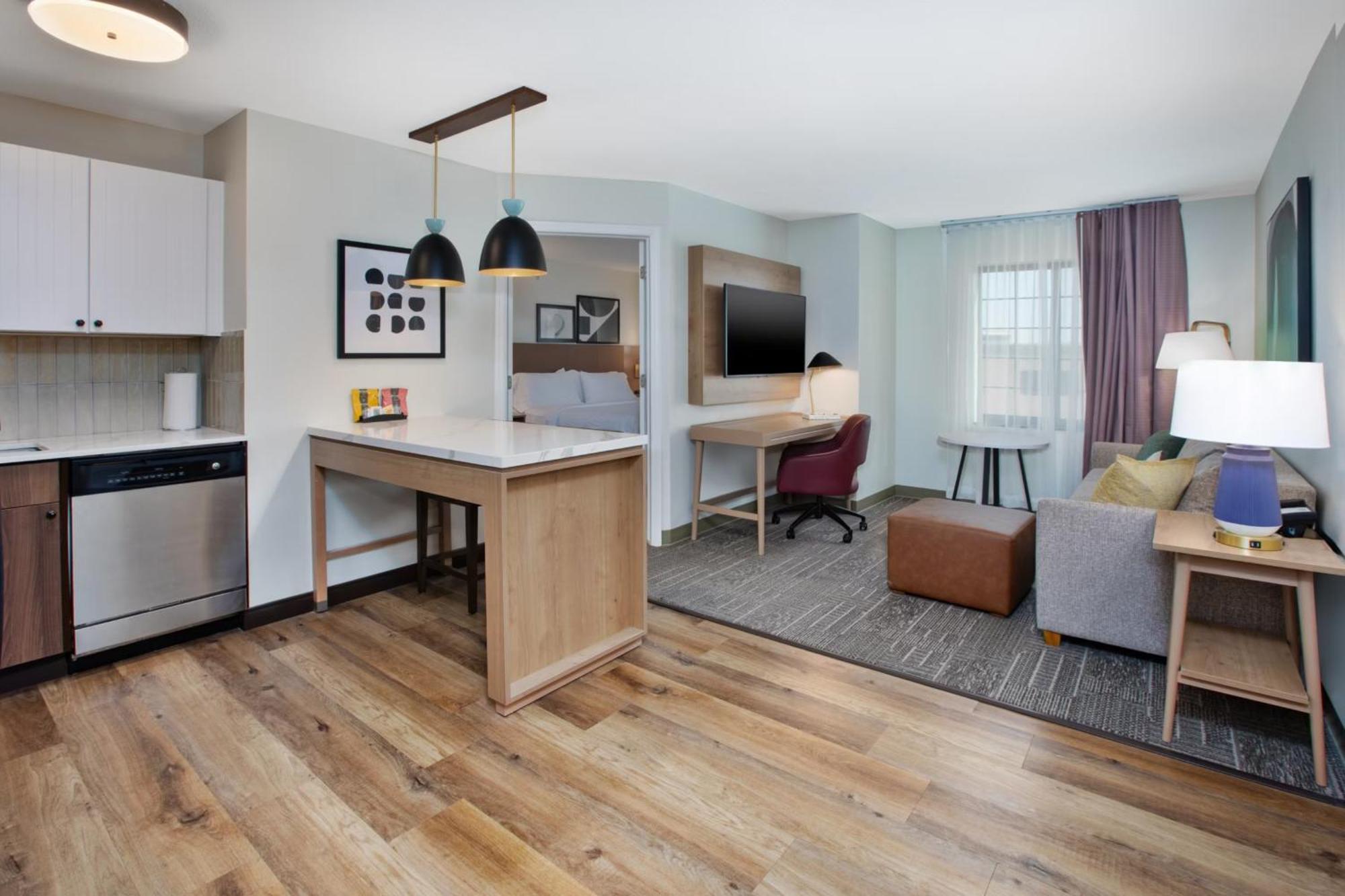 Staybridge Suites Omaha 80Th And Dodge By Ihg Exterior foto