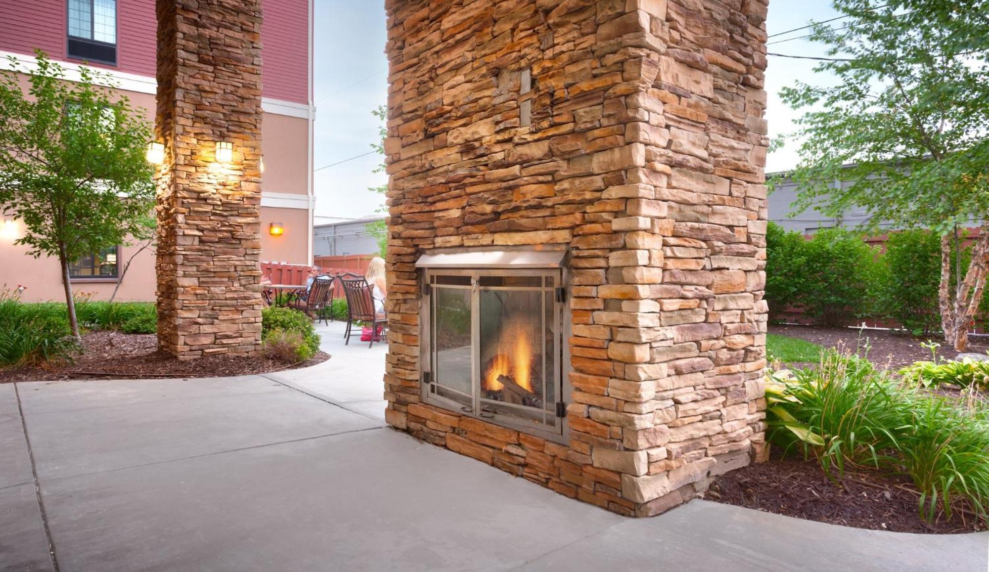 Staybridge Suites Omaha 80Th And Dodge By Ihg Exterior foto
